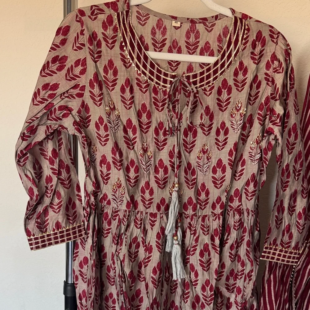 Beautiful maroon sharara set.. - Picture 2 of 4